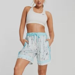Nike Fly Stylish Blue High Rise Basketball Shorts Size Medium